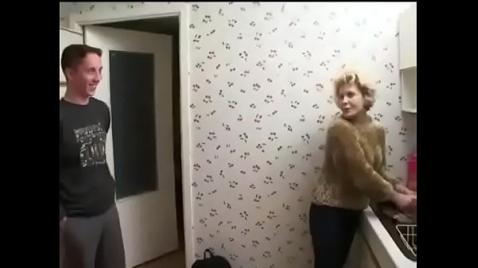 Порно с русской тещей в ванной
